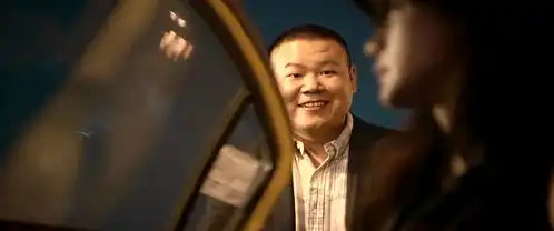 从你的全世界路过岳云鹏哭着追柳岩,这段表演看哭了多少人
