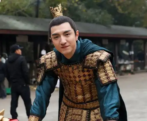 金瀚又一古装剧将开播,剧照与女主甜到动心,主演颜值太好磕啦
