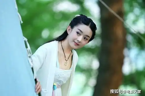 中餐厅恶意剪辑就算了,道歉还这么敷衍,赵丽颖回应让人直呼解气
