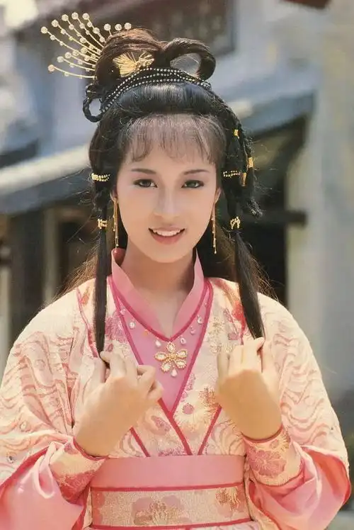 一组梁朝伟版倚天屠龙记剧照流出,还是那时候的人好看
