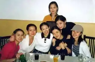 袁泉17年前剧照惊艳曝光撞脸这个杀手不太冷里的娜塔波特曼