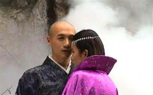天龙八部小和尚虚竹与西夏公主的冰窖奇缘,是爱情吗
