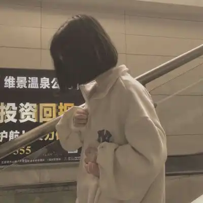 原宿风暗黑系女生头像真人孤独堕落女生头像高冷