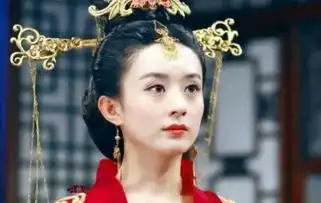 六年前不要赵丽颖,现在你高攀不起,如今31岁没戏可拍
