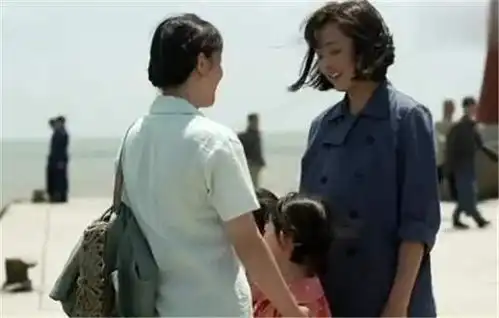 再看父母爱情发现安杰和安欣的姐妹情,其实藏着一种攀比
