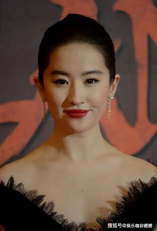 外国人演中国故事花木兰,你会支持吗