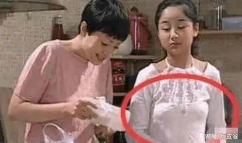 家有儿女中的穿帮镜头,连三岁小孩都骗不过,导演你太离谱了
