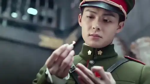 老九门张副官被迫离开,心中不满,放火烧了美国会馆,痛快