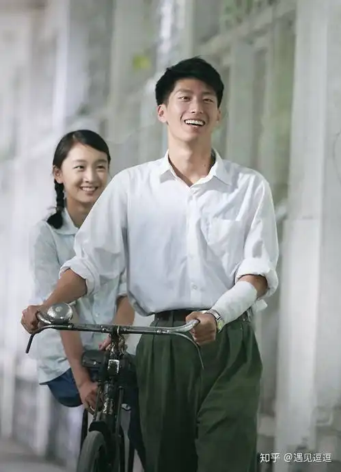 书评山楂树之恋两情相悦,却悲剧收场,他们是时代的缩影