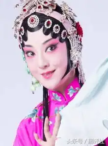 在87得红楼梦陈晓旭罕见铜钱头戏装,比蒋梦婕好看多了