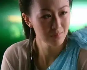 她是黄家驹最爱的妹妹,张国荣周星驰都看好的女星,事业辉煌时却做出了这样的选择
