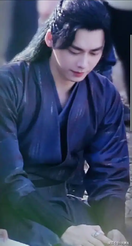任嘉伦和李易峰新剧同演鲛人,两部s春节档将对打,哪部会爆火
