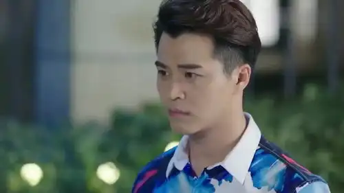 你和我的倾城时光陈铮一个行为惹怒雅怡,她正式提出分手