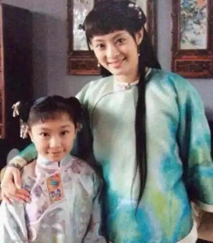 孙俪妹妹艺考成绩曝光甄嬛传小玉娆和娘娘孙俪竟然是真姐妹