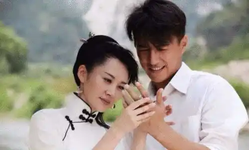 老干部靳东3部冷门却好看的剧,竟然和大美女许晴组过姐弟cp
