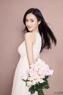 陶洋浅笑嫣然拍写真
