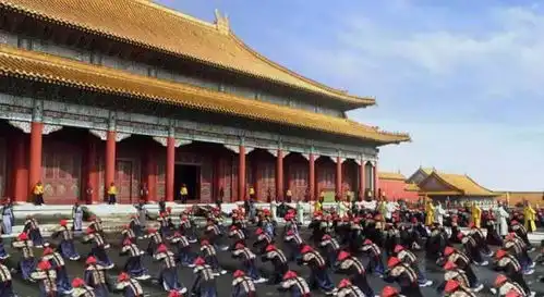 三跪九叩首的怎么个跪叩法
