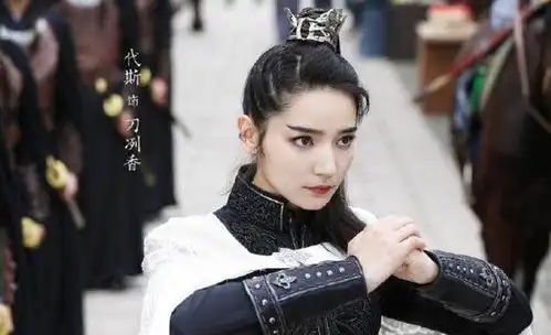 同是杨幂旗下艺人,美貌不输迪丽热巴,原来她还是个学霸女神