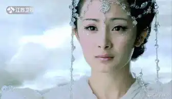 继孙杨之后又一明星用整牙力证杨幂真的没有整容
