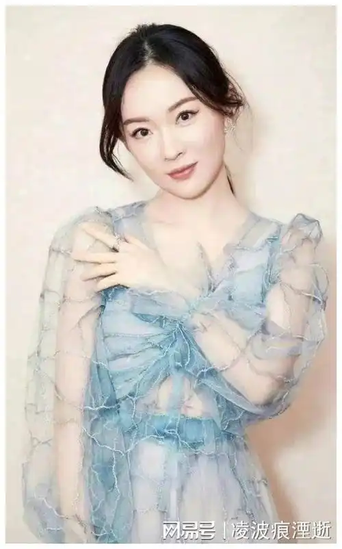 霍思燕出演欢天喜地七仙女走红,结婚后渐渐淡出荧幕
