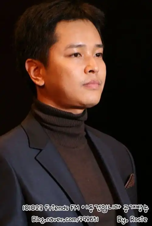 大家还记得宫的律王子金桢勋么楼主去找了他...
