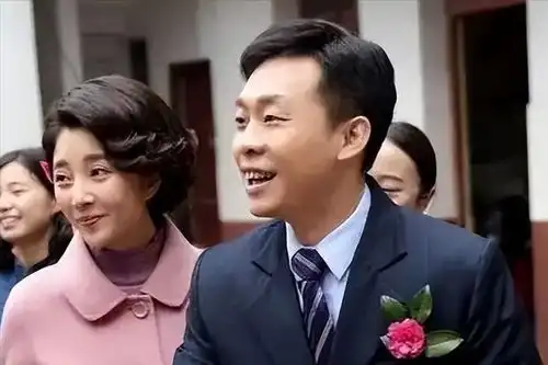 央视钱琳琳我这辈子最正确的决定,就是带着儿子嫁给穷小子张译
