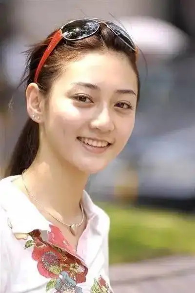 还记得我们追过一部朋薇恋电视剧老房有喜吗演员如今怎样了
