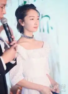 春风十里不如你发布会周冬雨连衣裙什么牌子爱秀美
