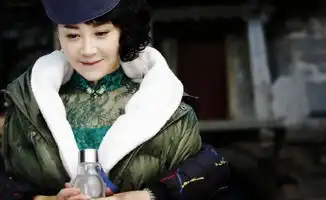 刀背藏身撤档,许晴妩媚又风情的旗袍装,怕是看不到了
