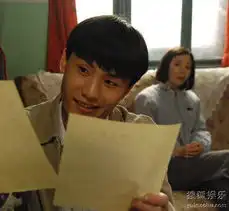 山楂树之恋热播李彦明版痴情郎活力四射

