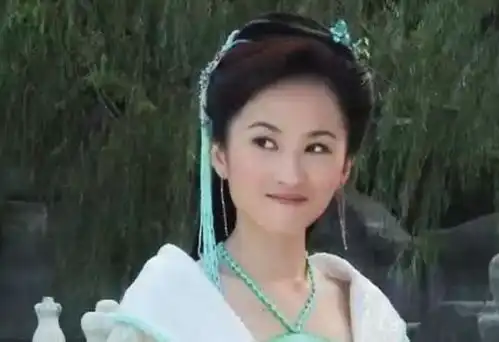 这部剧跟欢天喜地七仙女撞衫6次全输,连扫把星都没比得过
