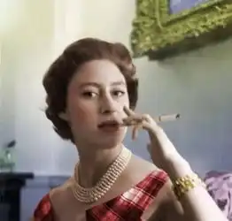 罗马假日公主的原型,真人美过赫本,却晚景凄凉
