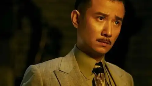 37岁文章近照曝光,面容憔悴似退休大爷,离开马伊琍改变巨大
