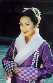 俞飞鸿气质迷人,周冬雨张佳宁很少女,这场活动明星各有各的美
