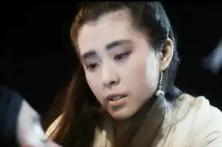 听了王祖贤在父亲葬礼上的11字,终于明白她为什么不能原谅齐秦

