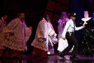 百老汇音乐剧修女也疯狂教师节在沪上演
