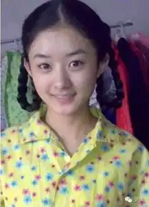 被群嘲说丫鬟脸长相土气的她,凭什么撩到男神
