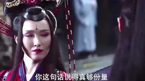 媚者无疆城主气场太强大了,想魅惑月影,没想到被晚媚破解了