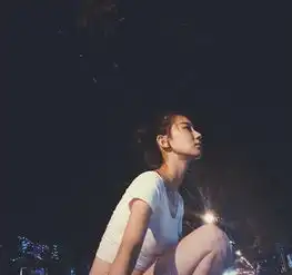 余罪开播蒲萄本色演绎痞美范儿
