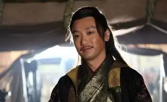 他曾是央视主持人,却因节目调整失业,如今转型演员演技获肯定
