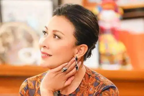 娱乐圈五大隐形富婆,赵薇领跑竟无范冰冰
