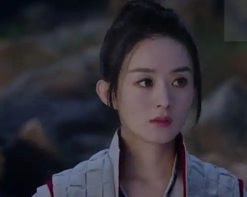 有匪赵丽颖妆发简单太现代,造型撞楚乔传,演技没进步
