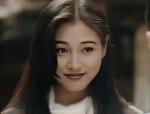 演粉红女郎沉迷角色,演父母爱情暴瘦,张延用心演绎

