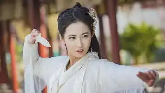新版赵敏陈钰琪扎马尾少女感十足穿短裙秀纤细长腿
