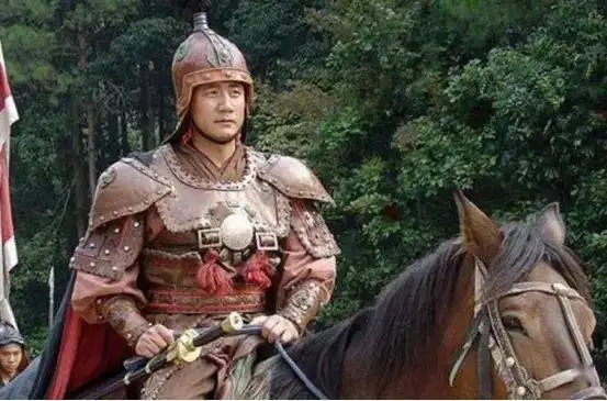 朱元璋给儿子剥水果,马皇后却大惊快跑他要杀你
