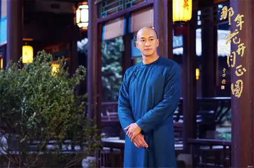 何润东那年花开月正圆领盒饭遗憾下线死因成迷
