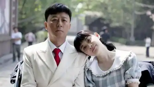 父母爱情凑合的婚姻会幸福吗看看老丁和江德华就知道了
