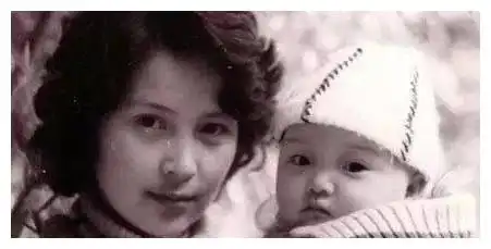 李小璐不懂珍惜的女人,命再好也经不起糟蹋
