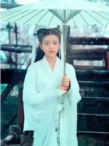 于正曝神雕侠侣陈妍希剧照小龙女撑伞变身白素贞
