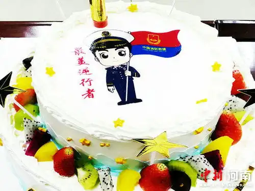 两次登车处警守护一方平安消防蜀黎过一回生日太难了
